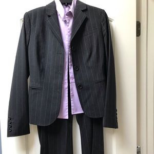 The Limited Suit with sleeveless dress shirt